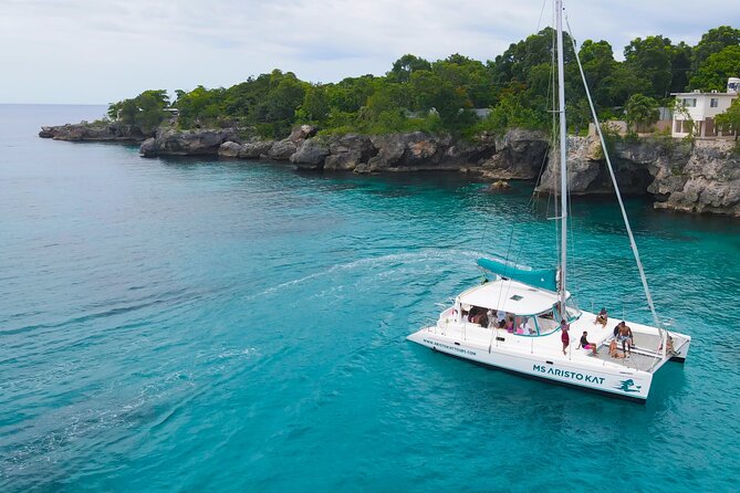 3.5hr Private Catamaran Cruise with Snorkeling, DJ, Bar, Food - Key Details Before You Book