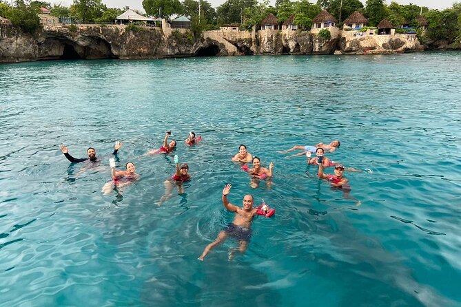 3.5hr Private Catamaran Cruise with Snorkeling, DJ, Bar, Food - What the $3,900 Group Price Really Buys