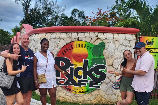 7 Mile Beach and Rick's Cafe Private Tour - Practical Details That Affect Your Decision