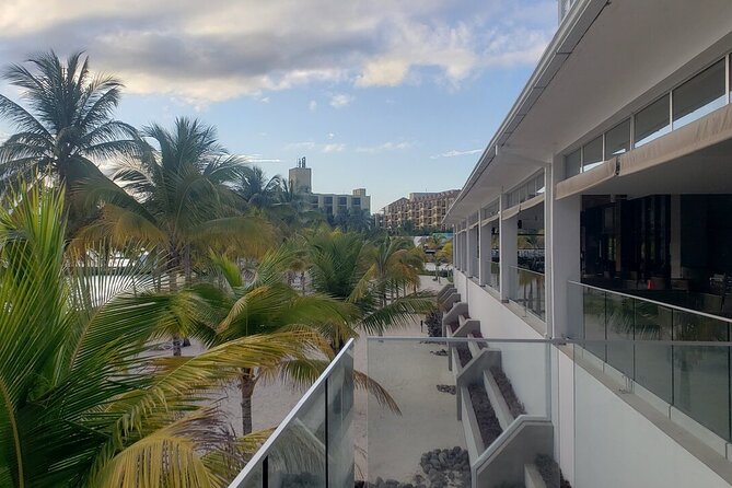 A "Private" Airport Transfer to any Resort in Ocho Rios - A direct ride with room for a little sightseeing