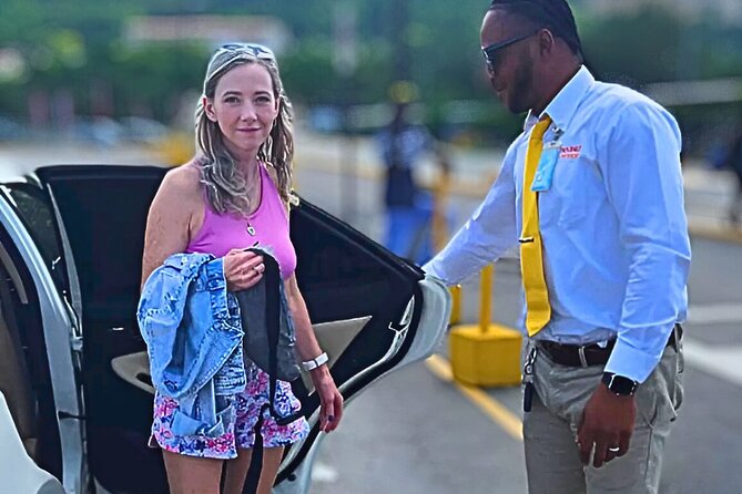 AirBnB/Hotel MBJ Airport Shuttle to all areas -one way/round trip - What happens at MBJ airport