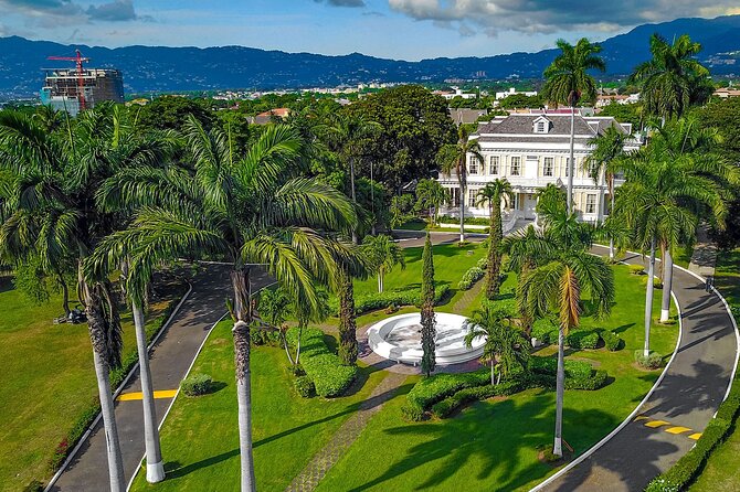 Airport Group Transfers-Kingston - Is $180 a good price for Kingston airport transport?