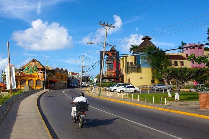 Airport Transfer MBJ Montego Bay to Kingston - From MBJ airport to Kingston by private vehicle