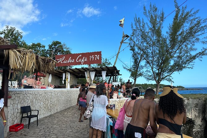 Bamboo Rafting and Rick Cafe Negril Private Tour - A local food stop may fit between the two attractions