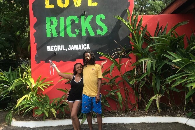 Bamboo Rafting and Rick Cafe Negril Private Tour - Five hours at Rick’s Cafe in Negril