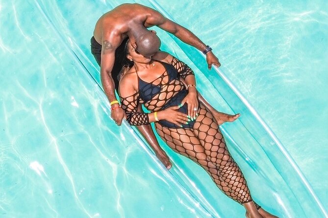 Bamboo Rafting & Clear Kayak Photoshoot Combo in Montego Bay - What to wear for the 30-minute water shoot