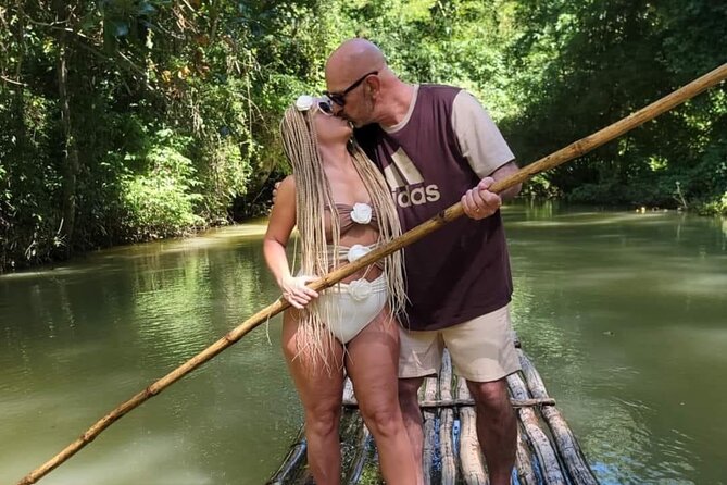 Bamboo Rafting & Limestone Foot Massage on the River - How the guides shape the day