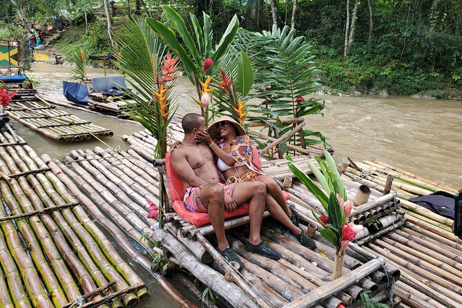 bamboo rafting with limestone foot massage - A private experience for families and small groups