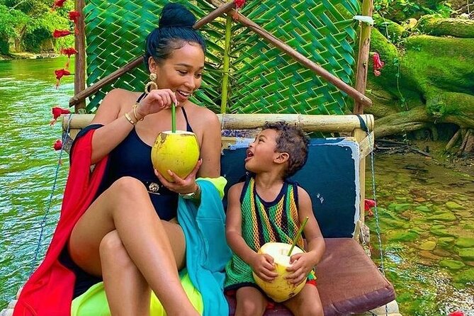 Bamboo River Rafting Limestone Foot Massage & Bottle of Rum Punch - Guides and drivers who shape the day