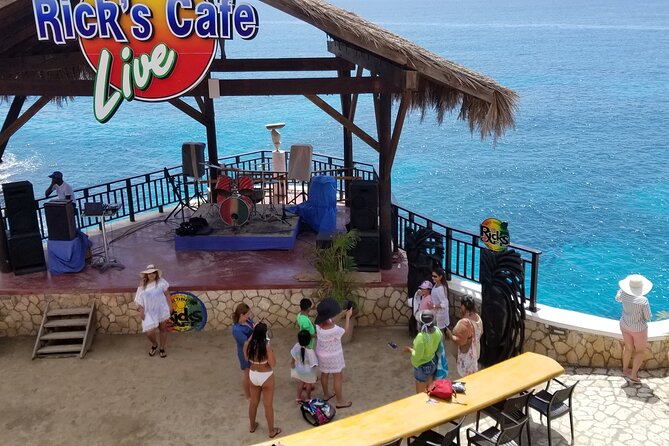 Bamboo River Rafting with Negril Ricks Cafe Visit - Practical tips for a smoother day