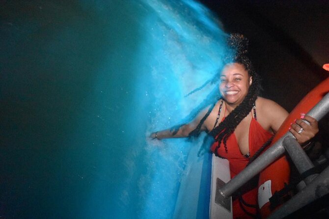 Bioluminescent Lagoon Tour: Night Swimming and Liming in Jamaica - Meeting the boat and settling into the evening