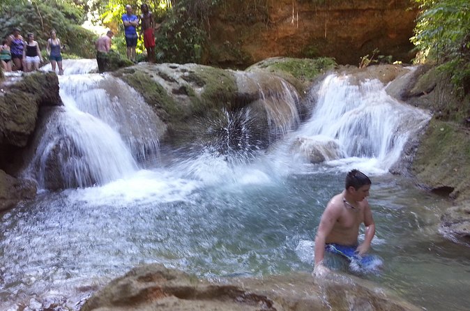 Blue Hole Adventure from Falmouth - Lunch at Scotchies: A Well-Timed Jamaican Stop