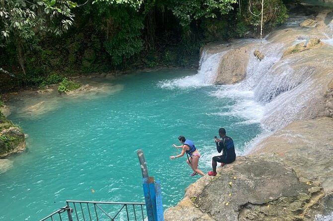 Blue Hole and Beach from Cruise ship Ports or Hotels in Ocho Rios - Ocho Rios Bay Beach: two hours to slow down