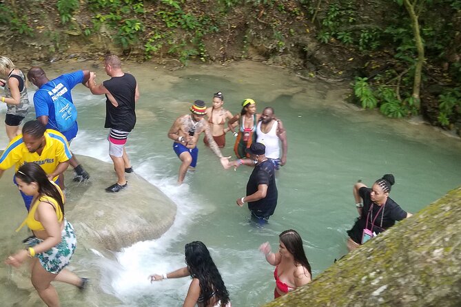 Blue Hole and Dunn's River Adventurous and hiking waterfalls from Ocho Rios - Blue Hole: jumps, swimming, and the Tarzan swing