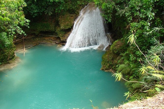 Blue Hole and Dunn's River Tour (Entrance Fees Not Included) - What the private format really adds