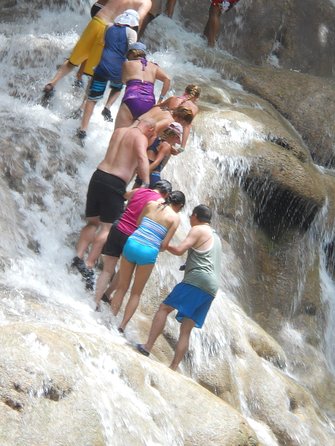 Blue Hole and Dunns River Falls from Falmouth - Who should book this waterfall tour?