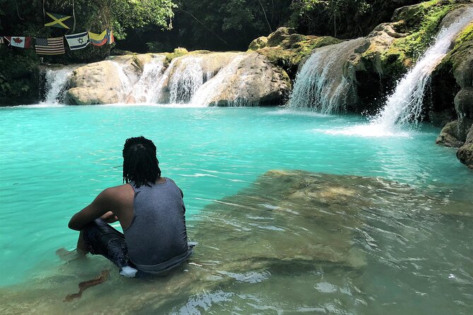 Blue Hole And Horseback riding - What the private format adds