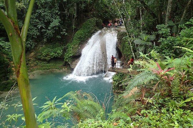 Blue Hole and River Tubing Combo Tour from Ocho Rios - What to wear for the waterfall stop