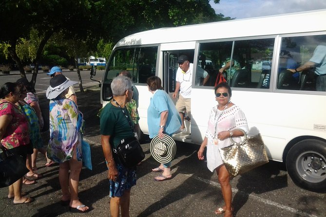 Blue Hole and River Tubing from Montego Bay - Guides, group size, and the feel of the outing