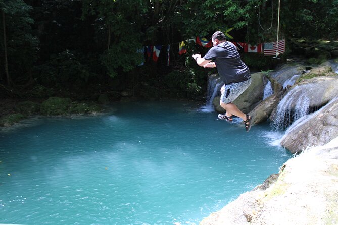 Blue Hole and River Tubing From Ocho Rios Includes Entry Fees - Two Jamaican rivers in one four-hour outing