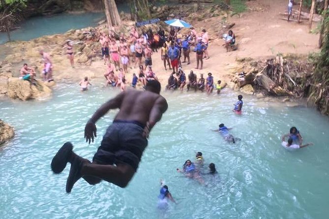 Blue Hole and Sightseeing Tour from Falmouth - What the guides add to the day