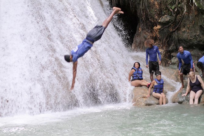 Blue Hole & Dunn's River Falls with Lunch from Negril - The early pickup and long road day