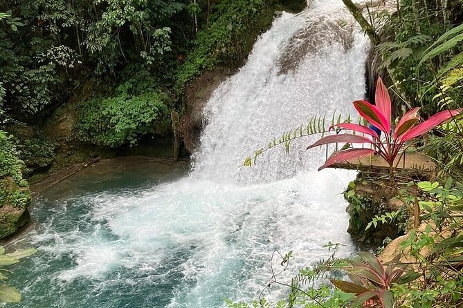 Blue Hole From Ocho Rios - What the strongest service looks like