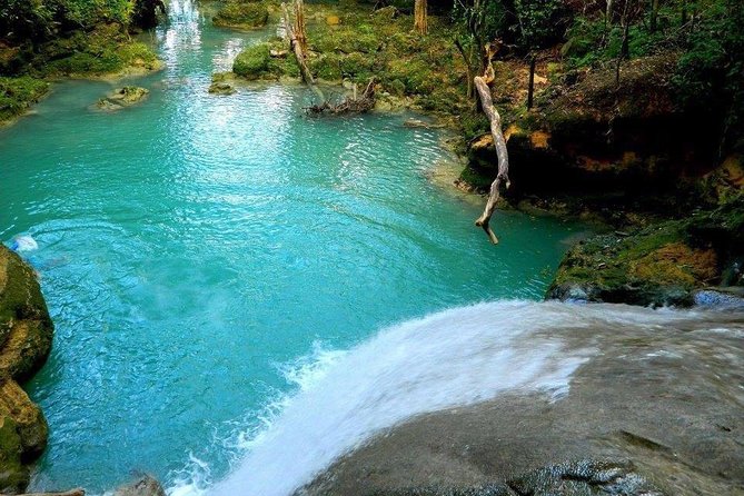 Blue Hole & Jamaica Sightseen Tour Included Transportation - What the $100 price really covers