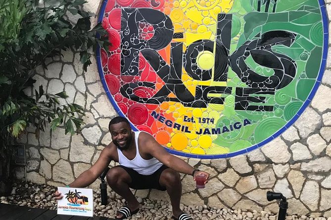 Blue Hole Mineral Spring, Seven Mile Beach, Ricks Cafe/ Shopping Private Tour - A private Negril day from Montego Bay
