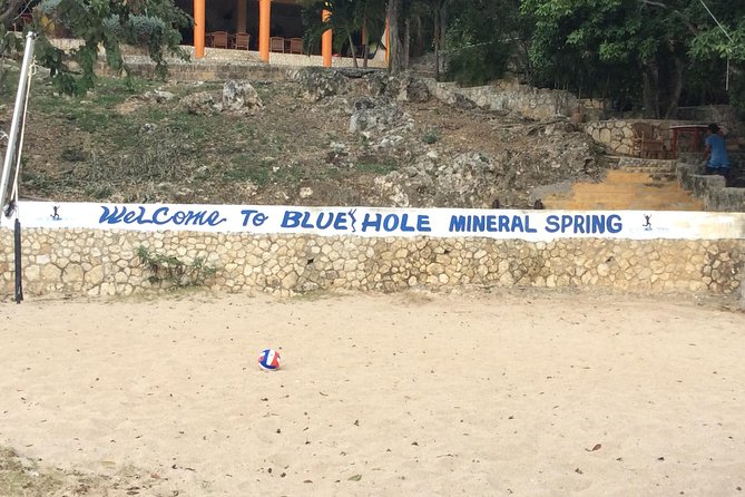 Blue Hole Mineral Springs, Rick's Café, and Shopping Combo Tour - Timing, comfort, and who should book
