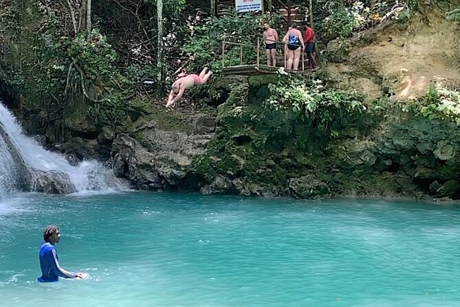 Blue Hole Ocho Rios - Why the guides make a difference
