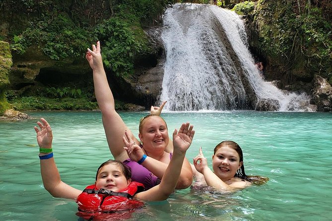 Blue Hole Ocho Rios (Island Gully Falls) - Why the private format matters