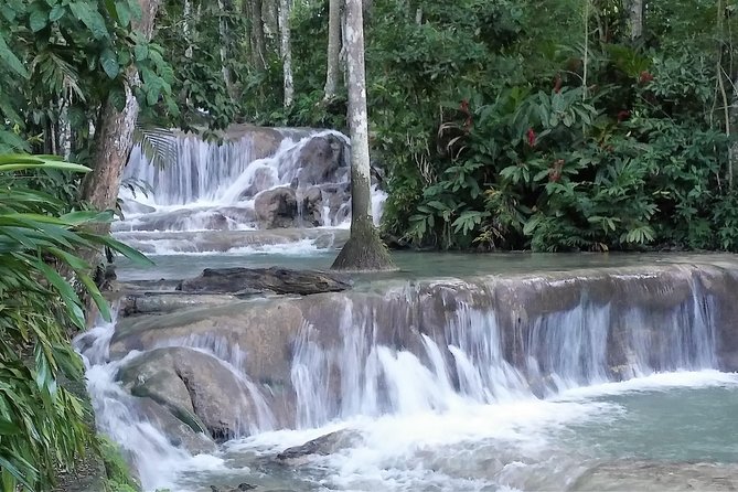 Blue Hole plus Secret Falls and Dunns River Falls Combo from Runaway Bay Hotels - Should you book it?