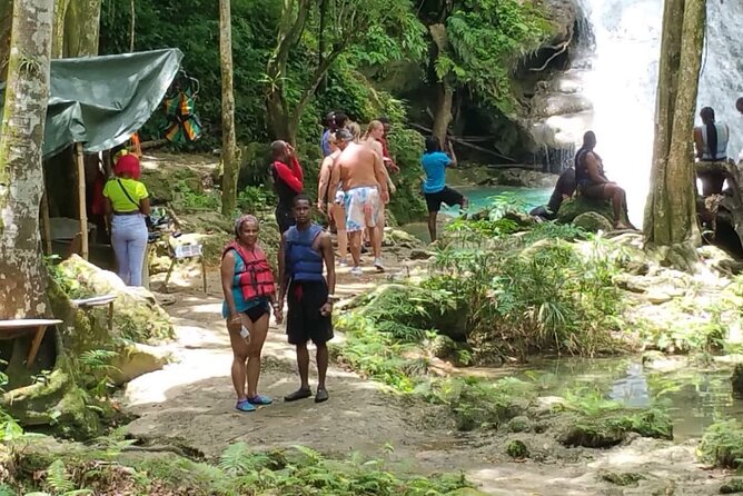 Blue Hole/Secert falls and Dunns River Combo Tour - Who will enjoy this combo most?