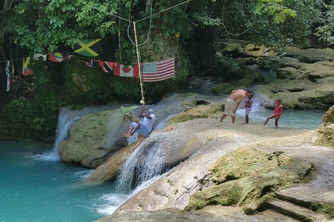 Blue Hole/Secert falls and Dunns River Combo Tour - Blue Hole and Secret Falls: two hours in the forest