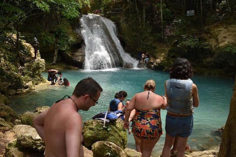 Blue Hole, Secret Falls, and Dunn's River Falls Combo Day-Tr - Who will enjoy this tour most