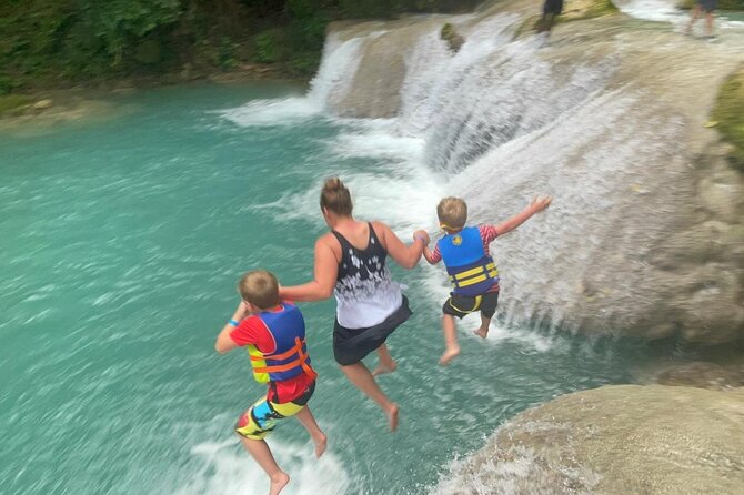 Blue Hole Secret Falls from Falmouth - Five things to know before you book