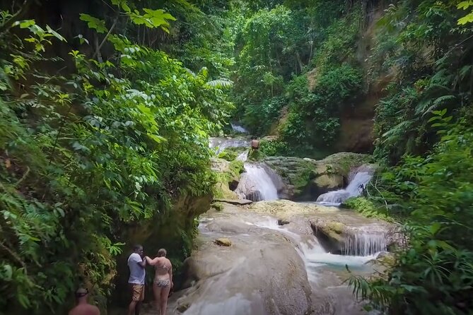 Blue Hole Waterfalls and Rasta Garden from Montego Bay - From Montego Bay to the hills above Ocho Rios