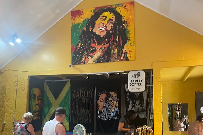 Bob Marley Nine Mile Birthplace and Mausoleum - Entering the mausoleum with respect