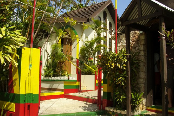Bob Marley Nine Mile Tour from Ocho Rios - Bob Marley’s childhood home
