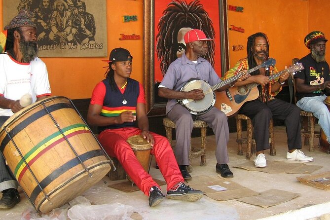 Bob Marley Nine Miles, sightseeing and local food and fruit stop - Who will enjoy this half-day outing?