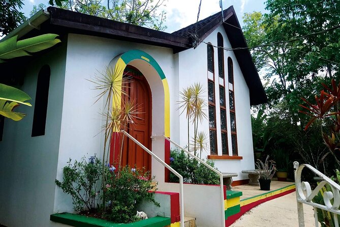 Bob Marley Nine Miles, sightseeing and local food and fruit stop - Practical advice before you book