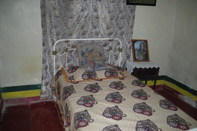 Bob Marley's Nine Mile Day-Trip with Admission & Guided Tour from Falmouth - Weather, timing, and comfort on the hills