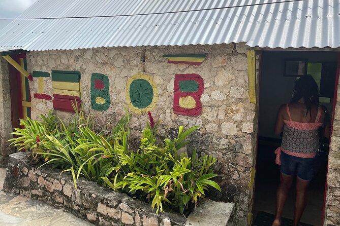 Bob Marley's Nine Mile Mausoleum Tour (Complimentary Rum Punch) - Leaving Montego Bay for St. Ann’s Parish