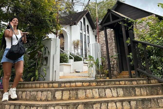 Bob Marley's Nine Mile Tour with Admission from Montego Bay - Arriving at Bob Marley’s Nine Mile