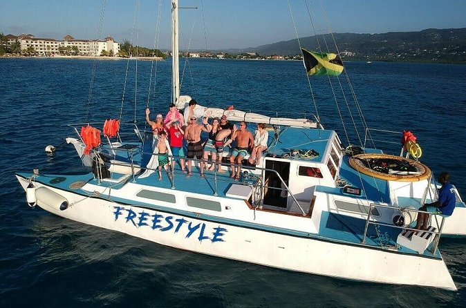 Catamaran, snorkeling & Dunn's River Falls - How the guide and driver affect the day