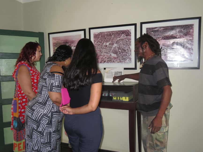 City Tour of Kingston Including Entry Fees - Water Lane and Kingston’s Downtown murals