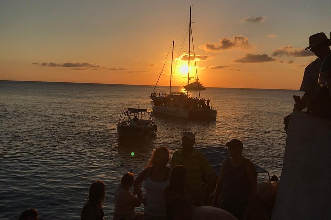 Cliff jumping and Sunsets - Cliff Jumping Without Pressure
