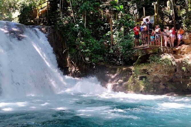 Cool Blue Hole from Ocho Rios - Photos, food, drinks, and small purchases