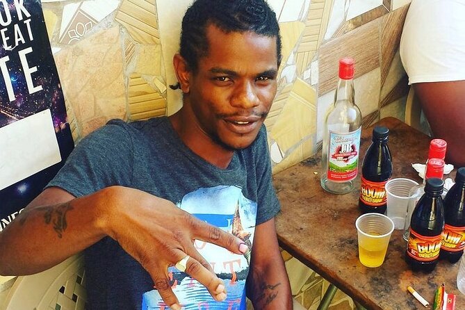 Customized Bar Hopping Tours From Montego Bay Resorts - Meeting Montego Bay through a local bar